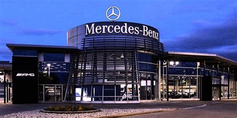Infografika apie Mercedes-Benz Group AG valdomus prekės ženklus