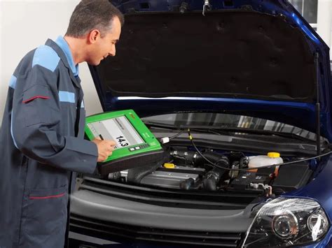 Nuotrauka: autoservise atliekama automobilio diagnostika