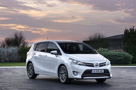 Toyota Verso su BMW 1.6 D-4D varikliu