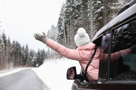 Patarimai, kaip prižiūrėti automobilio valytuvus žiemą