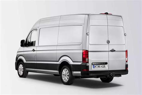 Volkswagen Crafter su skirtingais specializuotais antstatais