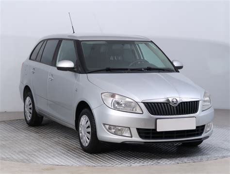 Škoda Fabia 2013 modelio išorės vaizdas ir dizaino elementai