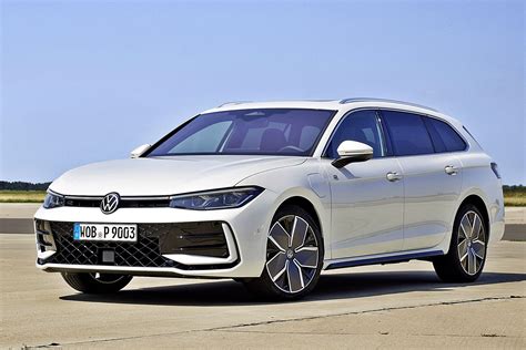 „Volkswagen Passat B9“ universalas, demonstruojantis modernų dizainą