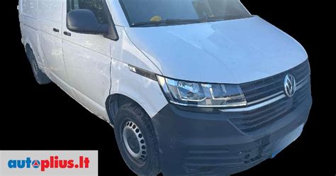 Teminė nuotrauka su automobilių dalimis ir tepalais