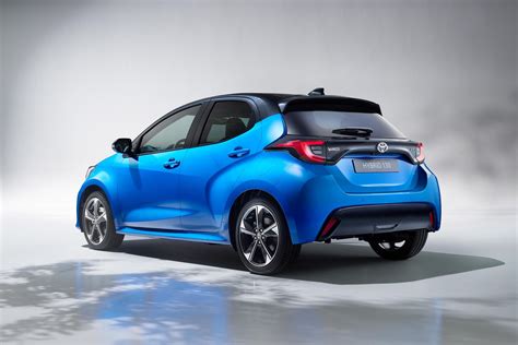 Toyota Yaris tekstilinių kilimėlių gamybos procesas