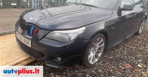 BMW E60 su tiuningo dalimis