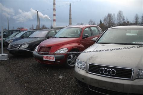 Tematinė nuotrauka Panevėžio automobilių turguje