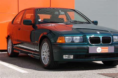 BMW 323 Compact rūdijančios vietos