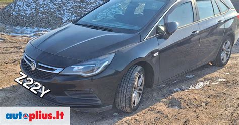 Nuotrauka, iliustruojanti Opel Astra kėbulo koroziją ties arkomis
