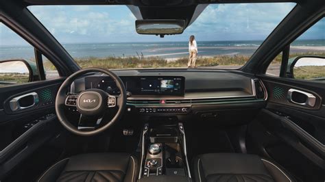 Kia Sorento interjeras ir panoraminis ekranas