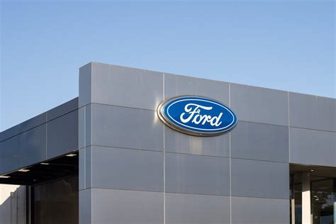 Ford gamykla ir automobilių konvejeris