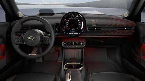 MINI Cooper interjero nuotrauka, akcentuojanti prietaisų skydelį