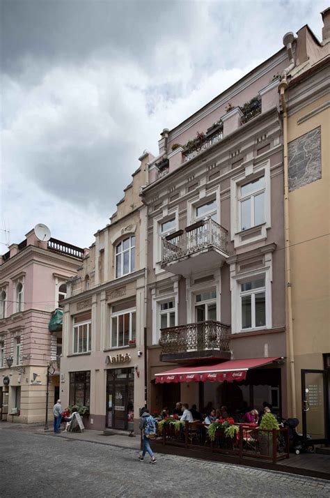 Parduotuvės 