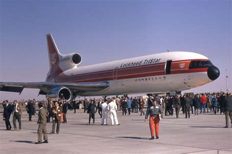 „Lockheed L-1011 TriStar“ lėktuvas oro uoste