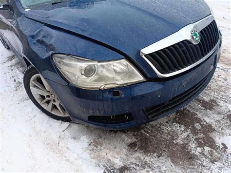 Skoda Octavia kėbulo remonto procesas