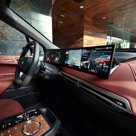 BMW X6 automobilio salonas su rodomu 