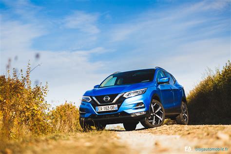 Scheminis Nissan Qashqai ProPILOT vairuotojo pagalbos sistemos veikimo principas