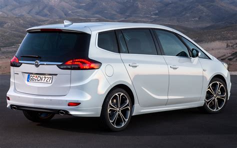 Opel Zafira C variklio schemos
