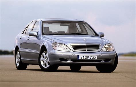 Mercedes-Benz S 400 CDI W220 variklio skyrius