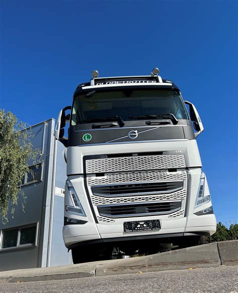 Volvo V60 eksterjero nuotrauka su 