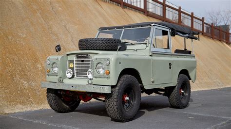 Land Rover Series III automobilio nuotrauka