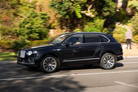 Bentley Bentayga visureigio nuotrauka