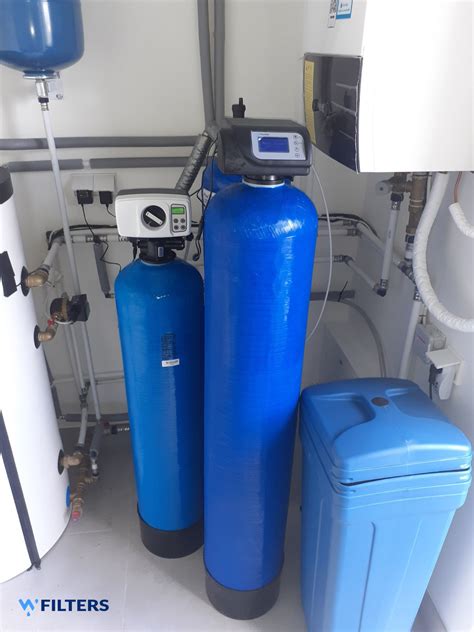schema: vandens filtro montavimas tarp vandens šaltinio (sodo žarnos) ir aukšto slėgio plovyklos įvadinės jungties