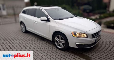 Šiuolaikinio „Volvo V60 II“ universalas profilio nuotrauka